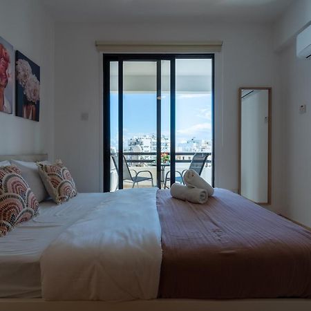 Polyn 1- Bedroom Apartment In Larnaca Exterior photo